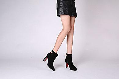 《幻兽帕鲁》正在招募玩家进行封闭测试